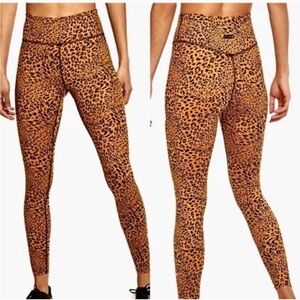 NIKE One Luxe Dri-Fit Leggings Tan Black Cheetah Print Pink‎ checkmark Large